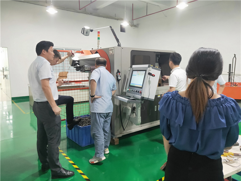 貝朗自動化設(shè)備客戶參觀現(xiàn)場